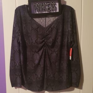 Long sleeve Vneck Shirt